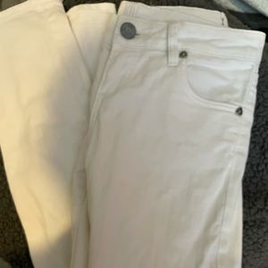 Kit from cloth white jeans